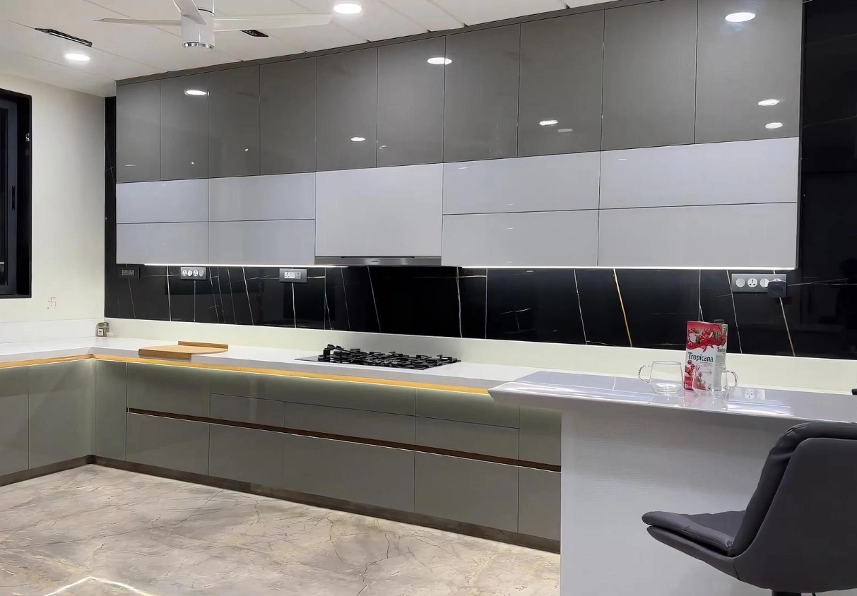 UNIQUE Kitchens NEW 13