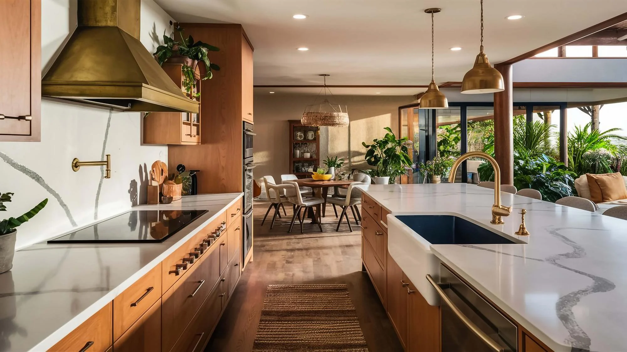 UNIQUE Kitchens NEW h